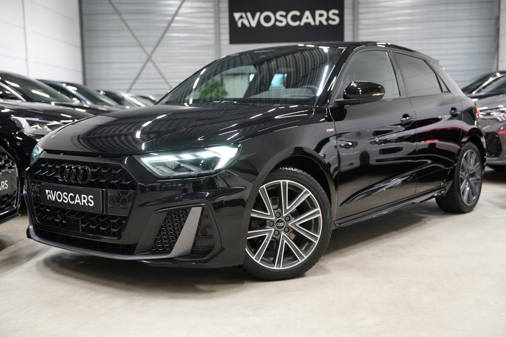 Audi A1 Sportback 30 TFSI S Edition * Camera - Virtual - CarPlay - LED - Stoelverwarming - Cruise * 57462486-0.jpg | VosCars